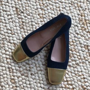 Escada Vero Cuoio pumps